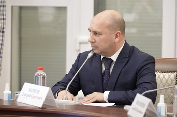 Зампред правительства Дмитрий Марков отвечает за модернизацию первичного звена здравоохранения региона.